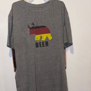Barefoot Campus Moose Beer Men's T-Shirt